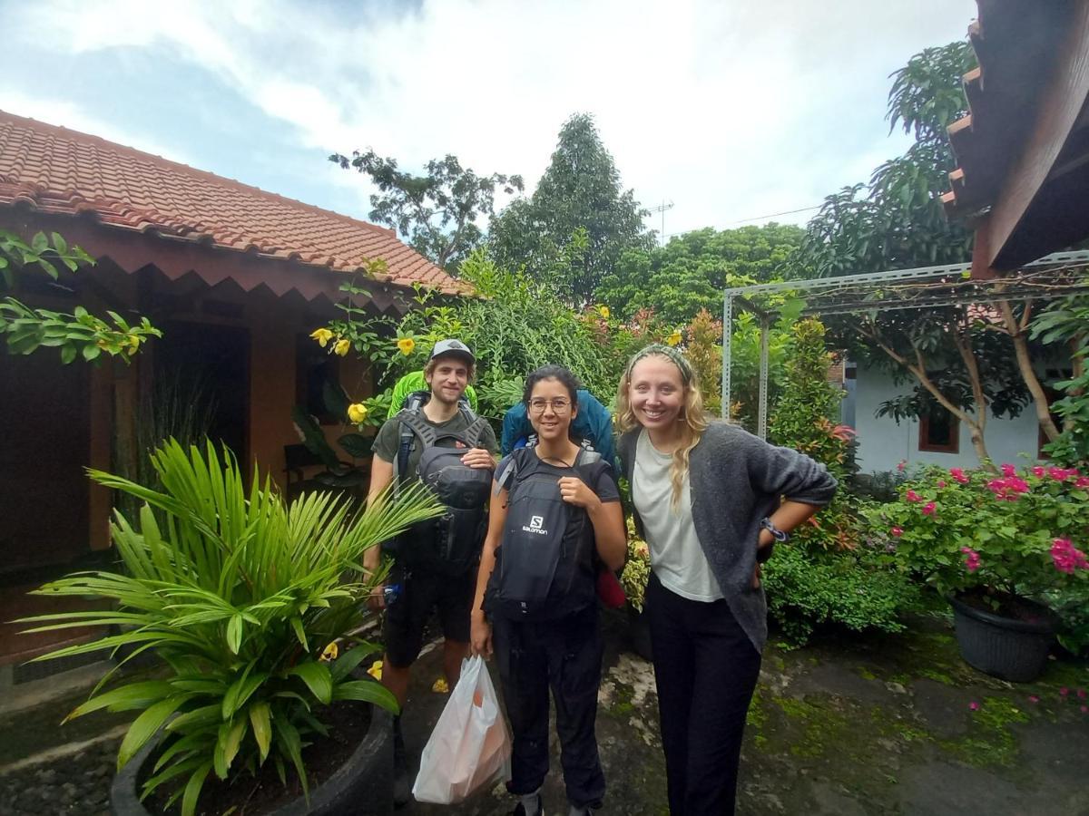 Juda Homestay Banyuwangi  Esterno foto