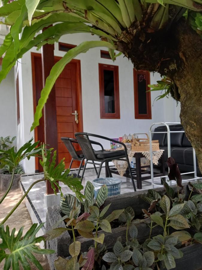 Juda Homestay Banyuwangi  Esterno foto